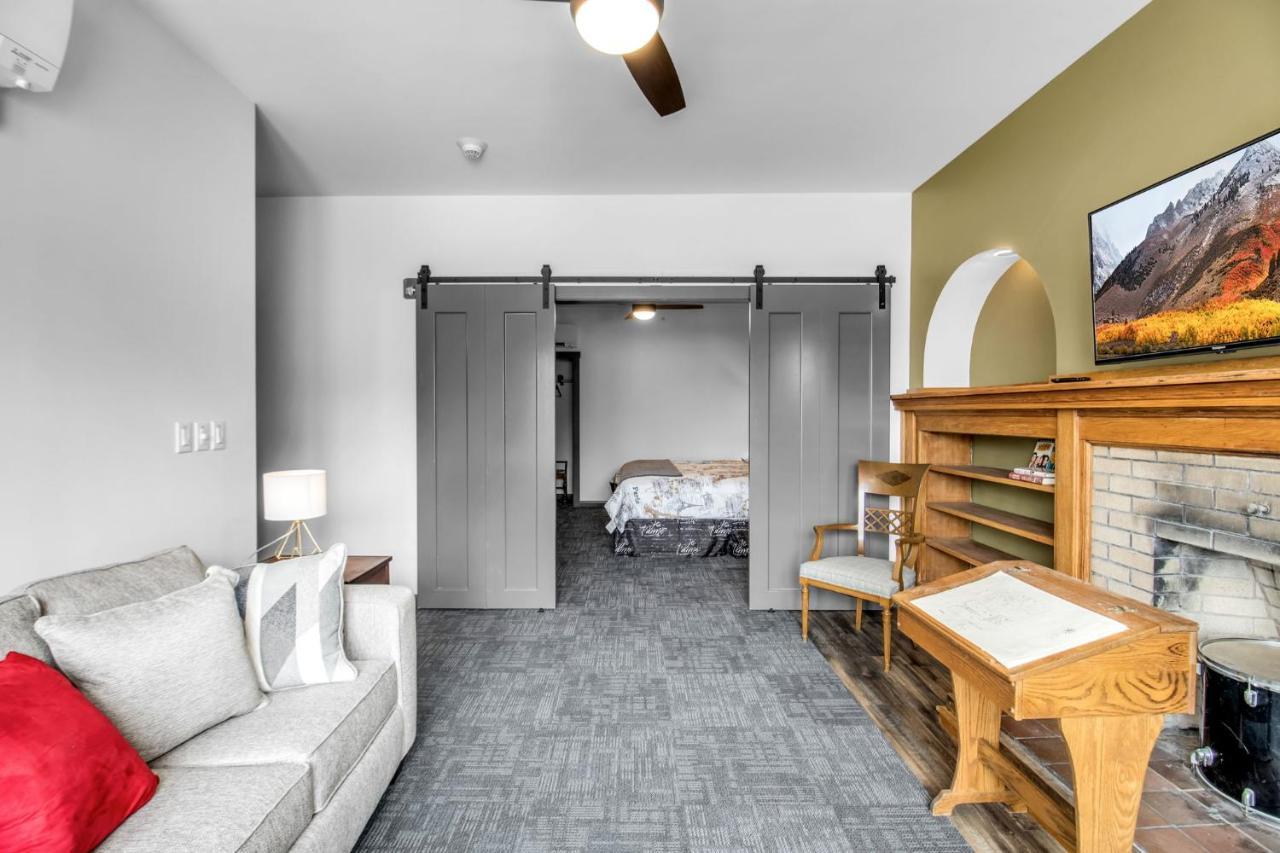 Webber Hotel Lyndonville 외부 사진