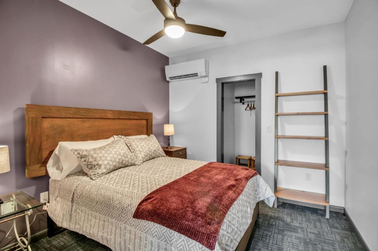 Webber Hotel Lyndonville 외부 사진