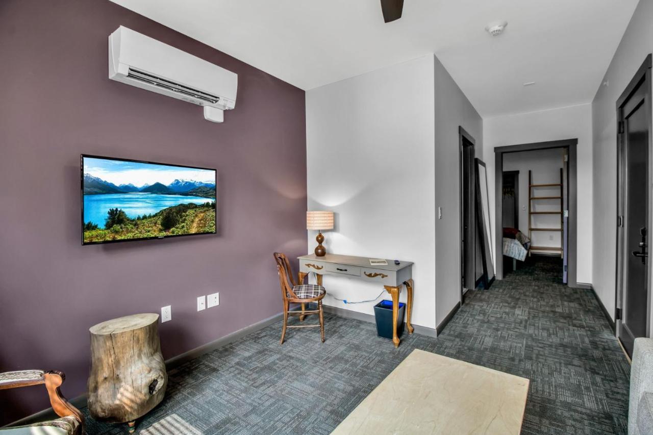 Webber Hotel Lyndonville 외부 사진