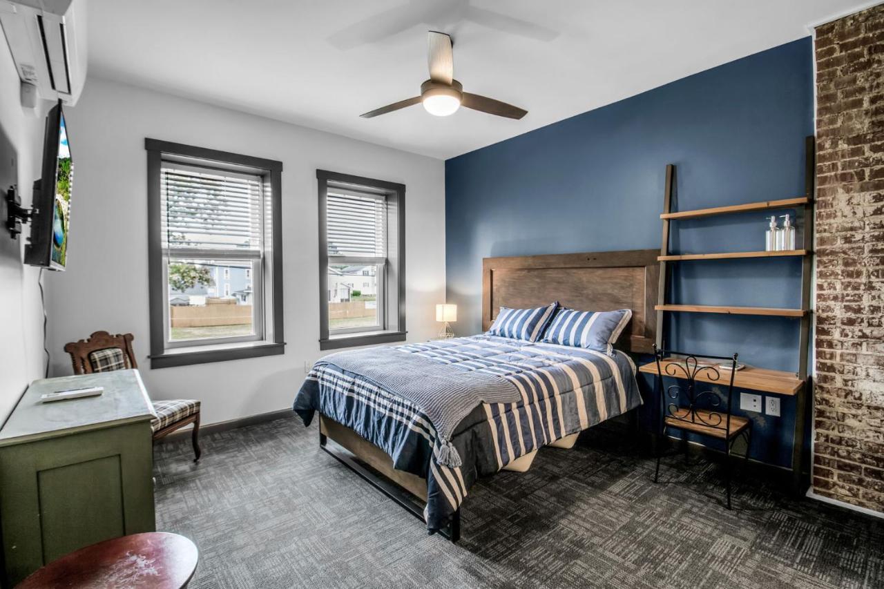 Webber Hotel Lyndonville 외부 사진