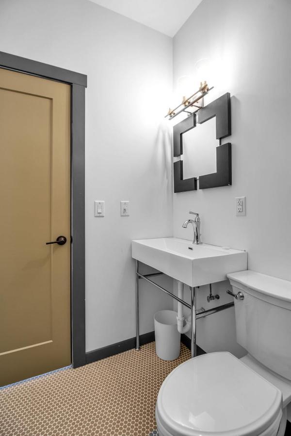 Webber Hotel Lyndonville 외부 사진